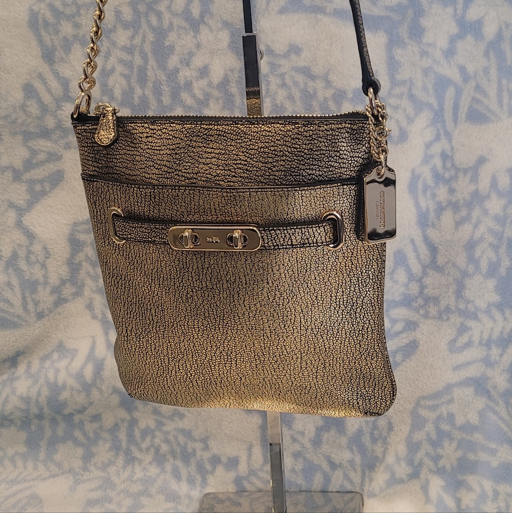 Coach SWAGGER Metallic Pebble Leather Swingpack Crossbody - Picture 3 of 15